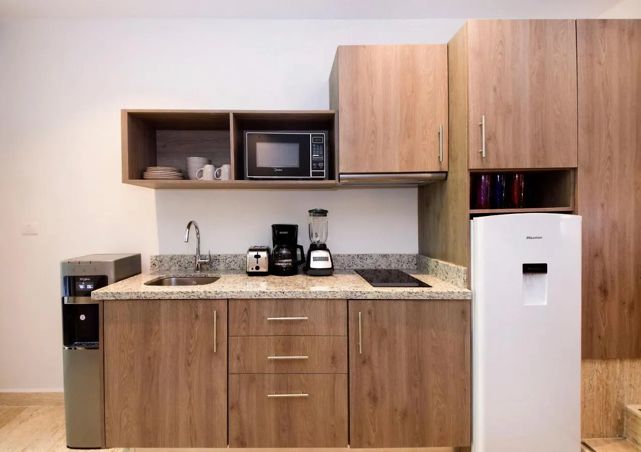 Amazing Rates At Syrena 112 Condo With Pool Gym More Πλάγια Ντελ Κάρμεν